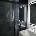Leo - Luxury Apartment