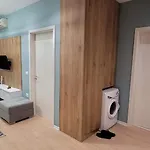 Leo - Luxury Apartment Tirana